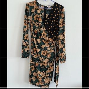 Zara New Floral and Polka Dot Wrap Dress in Size Small!